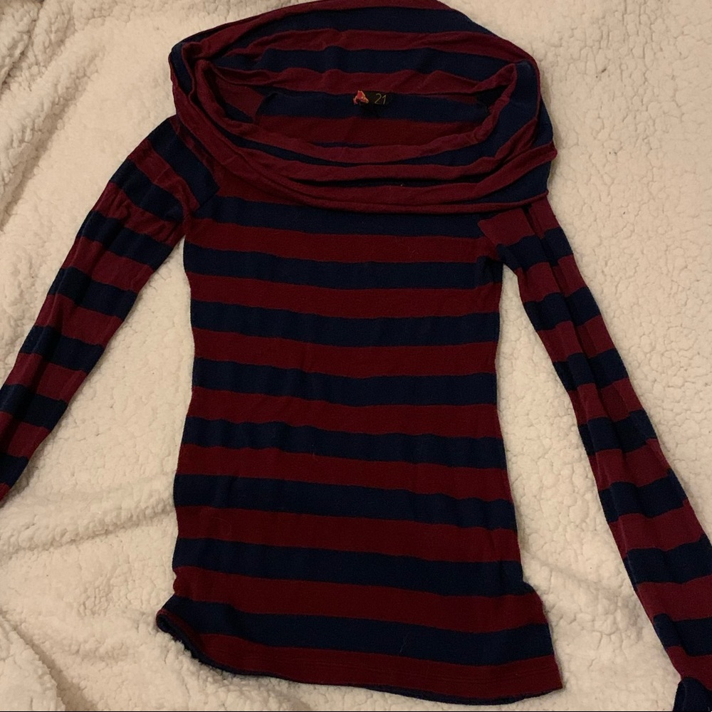 Long sleeve open shoulder top